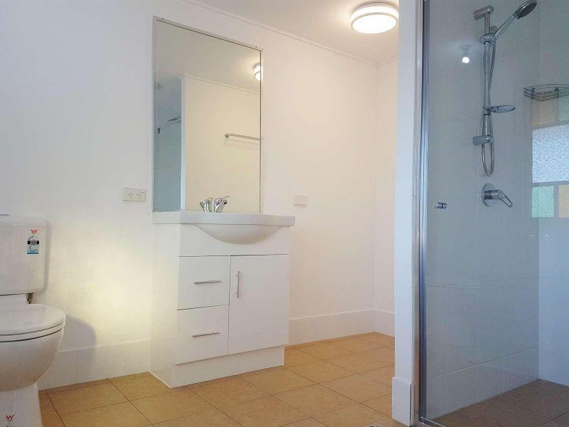 18A Jubilee Street, Greenslopes QLD 4120