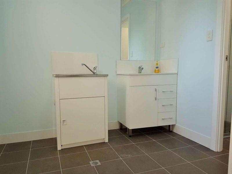 18B Jubilee Street, Greenslopes QLD 4120