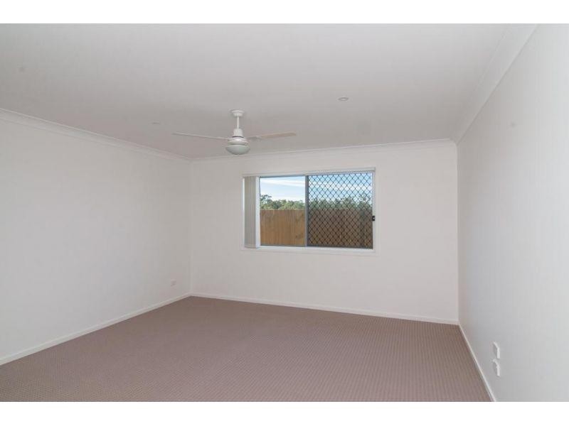 4 Volker Circuit, Bahrs Scrub QLD 4207