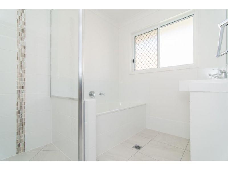4 Volker Circuit, Bahrs Scrub QLD 4207