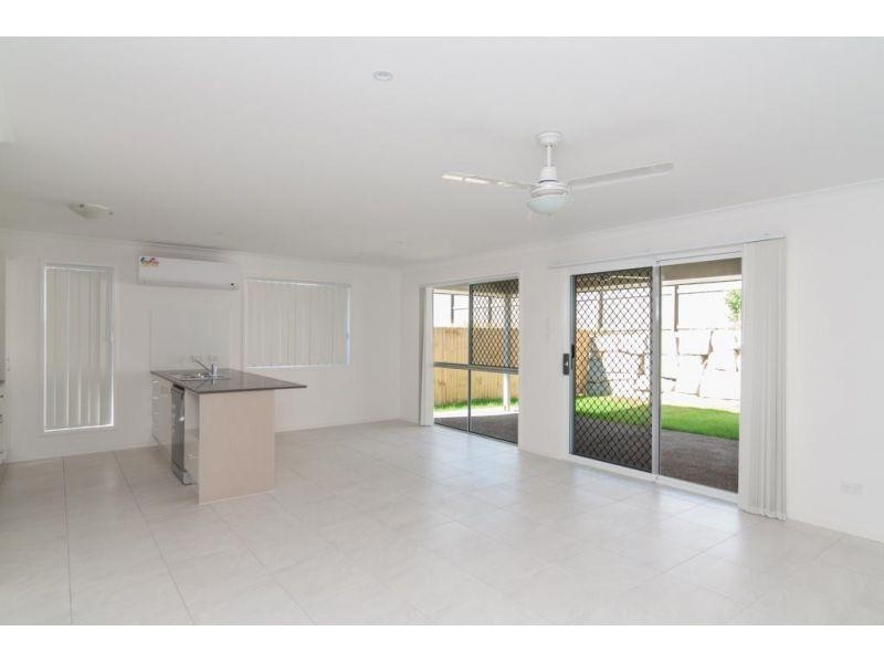 4 Volker Circuit, Bahrs Scrub QLD 4207