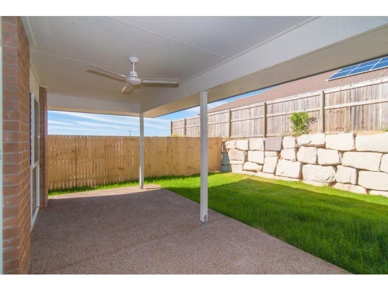 4 Volker Circuit, Bahrs Scrub QLD 4207