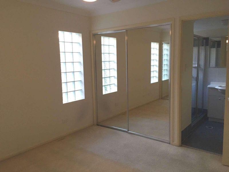 3/29 Crown Street, Holland Park West QLD 4121