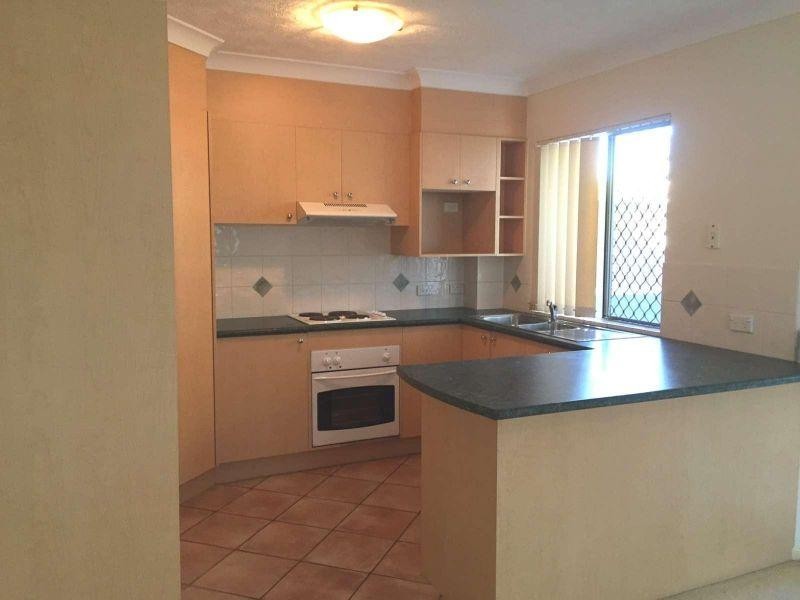 3/29 Crown Street, Holland Park West QLD 4121