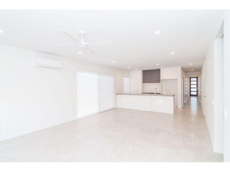 30 Ellabay Street, Redland Bay QLD 4165