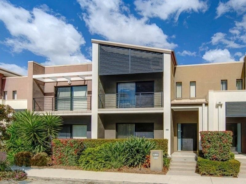 129/16 Surbiton Crt, Carindale QLD 4152