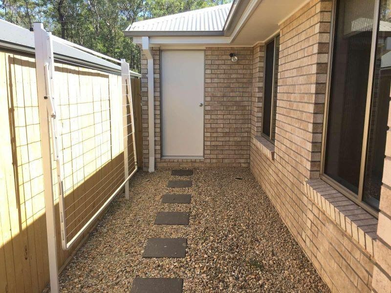 85 East Beaumont Road, Park Ridge QLD 4125