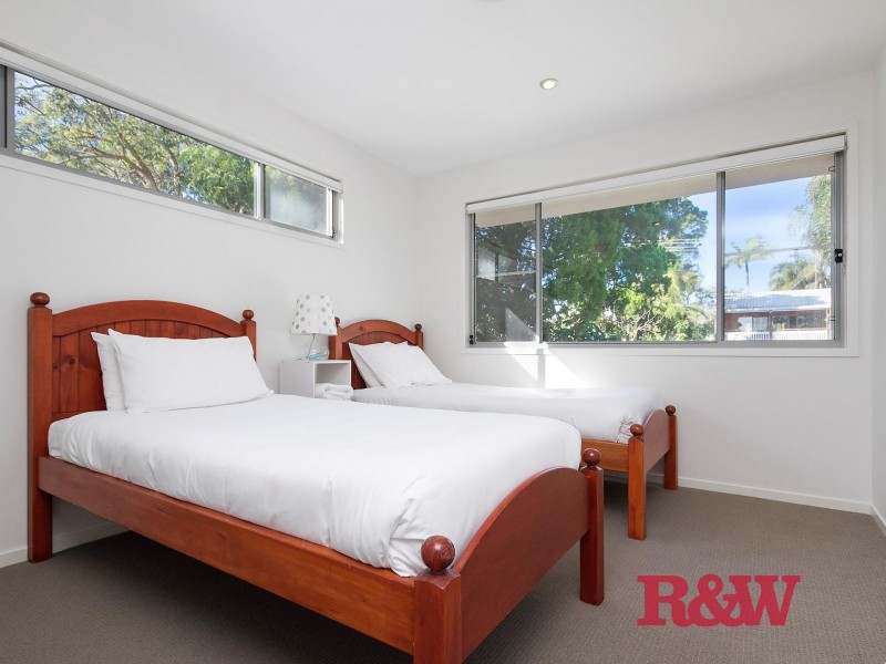 15 Banksia Avenue, Noosa Heads QLD 4567