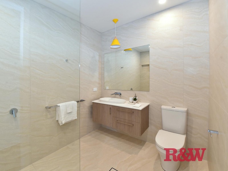 1/6 Nannygai Street, Noosaville QLD 4566