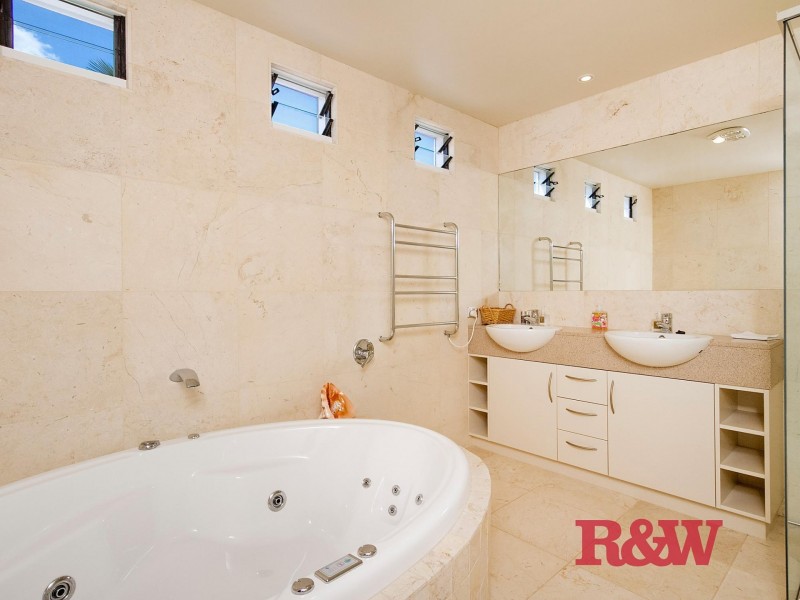 734/61 Noosa Springs Drive, Noosa Heads QLD 4567