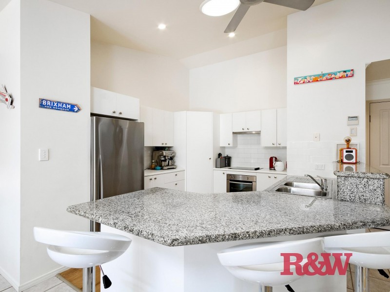 1 Moonbeam Crescent, Castaways Beach QLD 4567