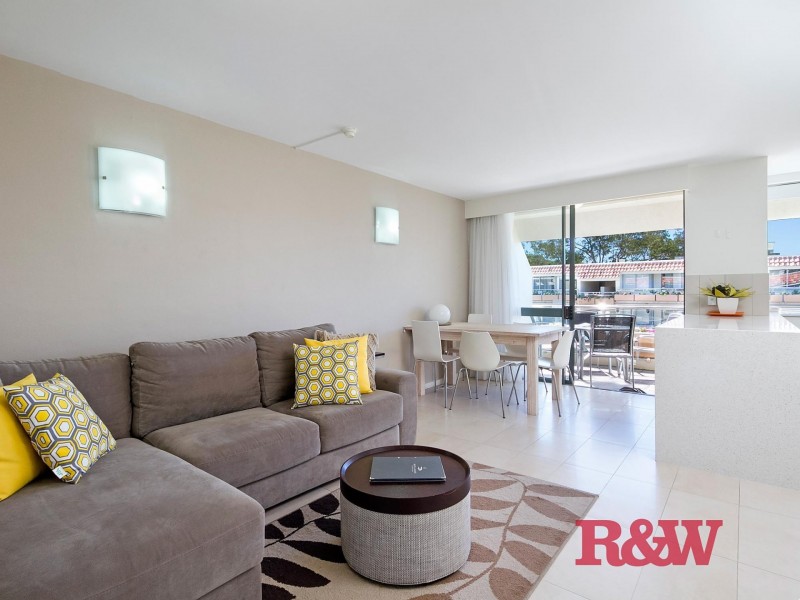 312-313′Hotel Laguna 6 Hastings St, Noosa Heads QLD 4567