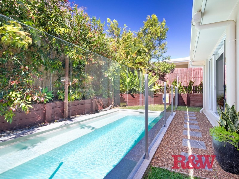 33 Jacksonia Place, Noosaville QLD 4566