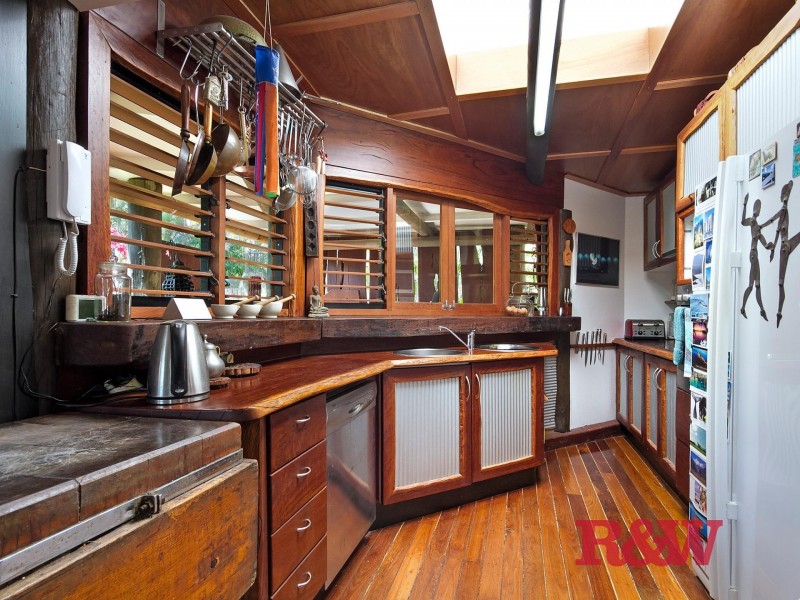 4 Nairana Rest, Noosa Heads QLD 4567