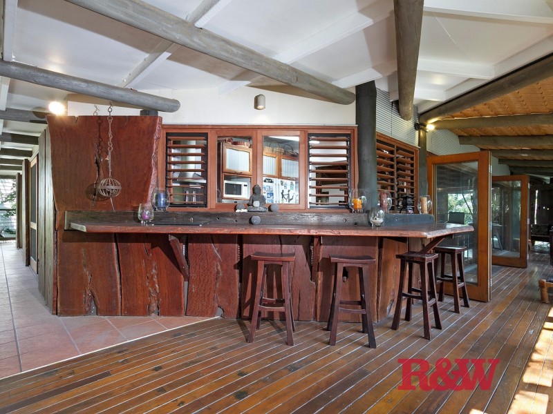 4 Nairana Rest, Noosa Heads QLD 4567