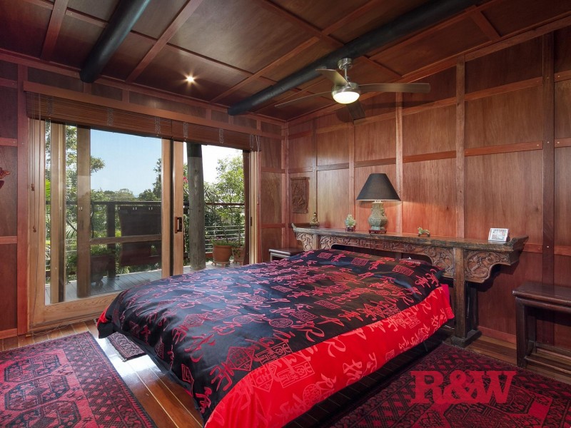 4 Nairana Rest, Noosa Heads QLD 4567