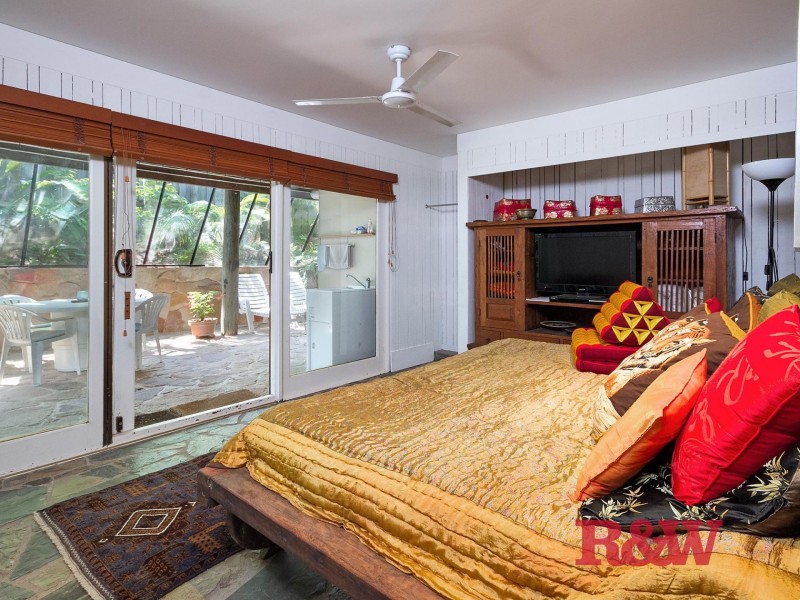4 Nairana Rest, Noosa Heads QLD 4567