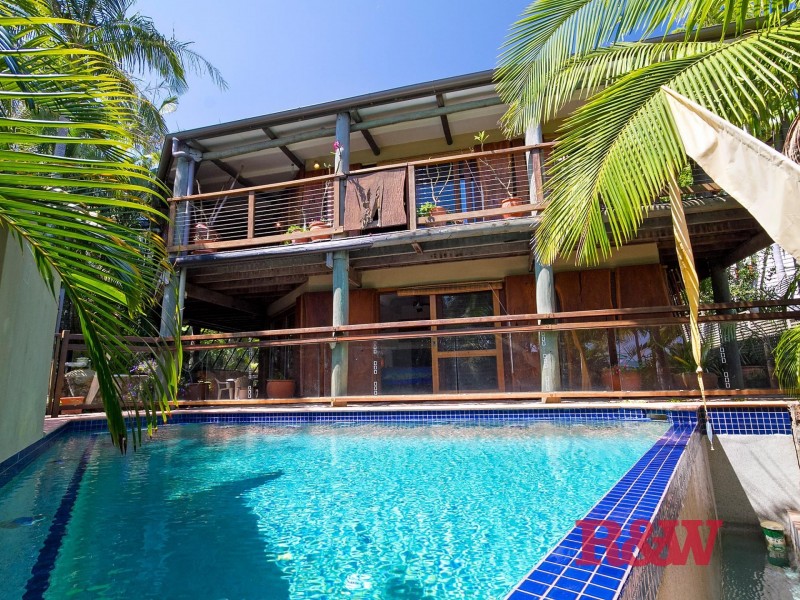 4 Nairana Rest, Noosa Heads QLD 4567