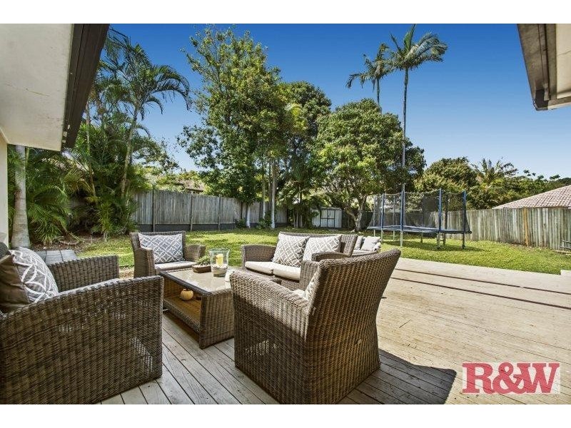 9 Sunset Drive, Noosa Heads QLD 4567