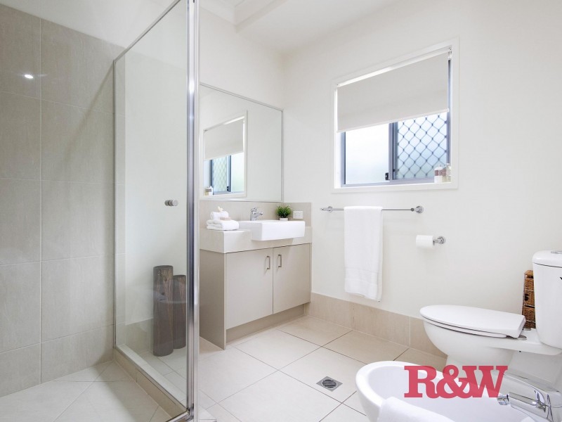 31 Jacksonia Place, Noosaville QLD 4566