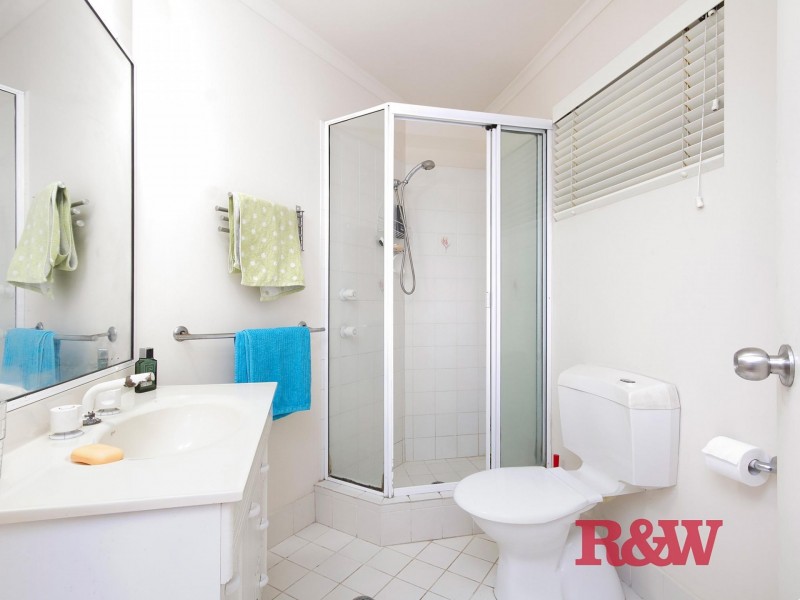 10 Moonare Crescent, Noosa Heads QLD 4567