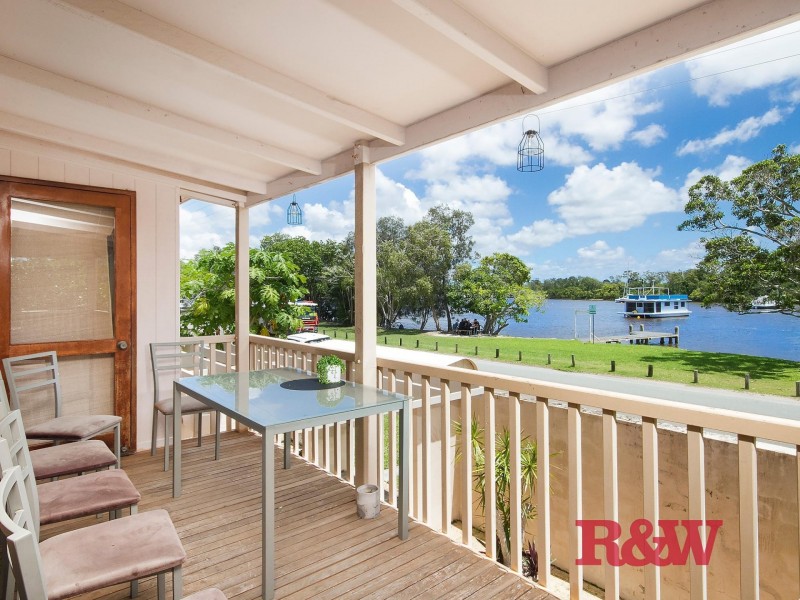 19 Hilton Esplanade, Tewantin QLD 4565