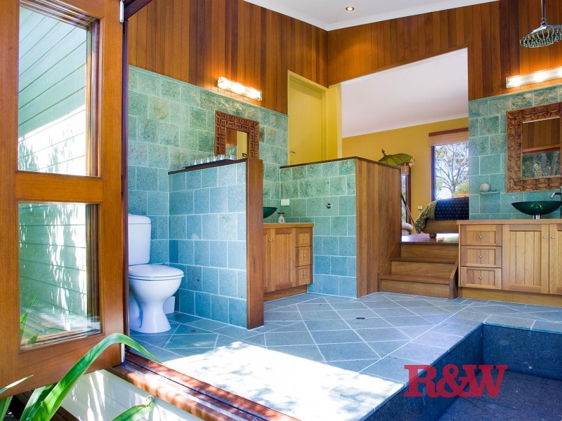 1A ‘Weycoola’ Lake Weyba Drive, Weyba Downs QLD 4562