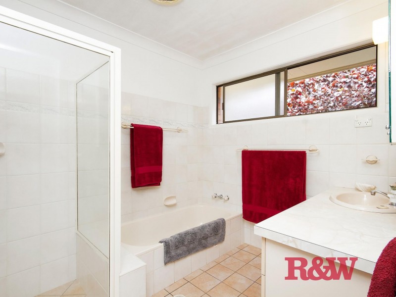 20 Cedarleigh Drive, Tewantin QLD 4565