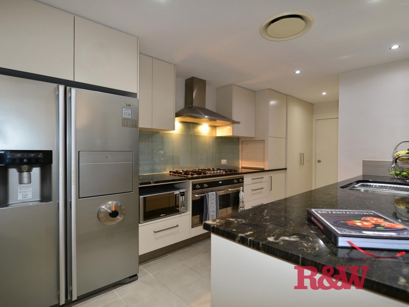 2/31 Nannygai Street, Noosaville QLD 4566