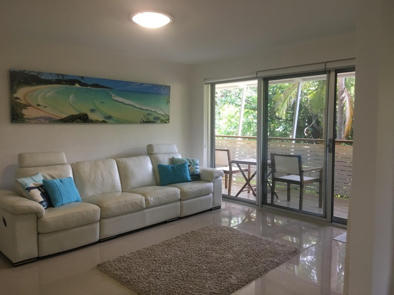 2/4 Bayview Road, Noosa Heads QLD 4567