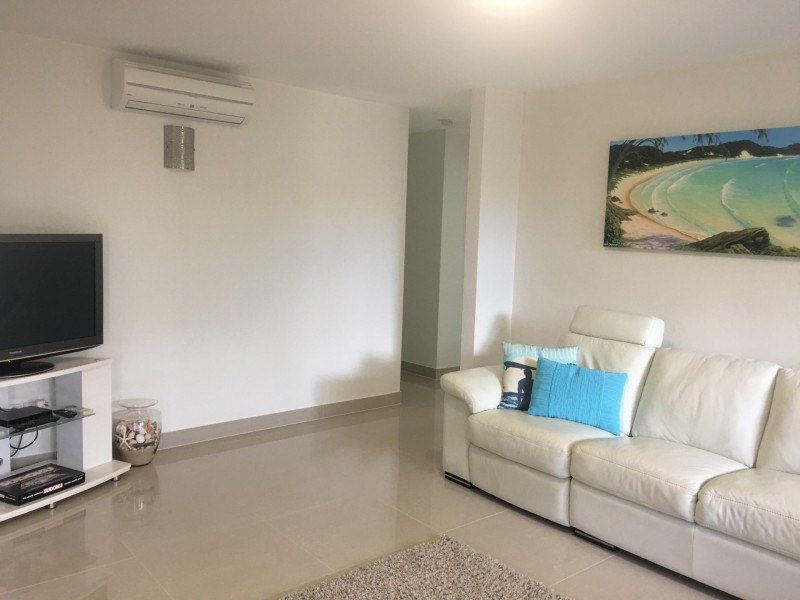 2/4 Bayview Road, Noosa Heads QLD 4567