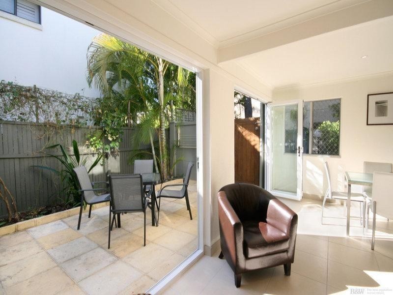 3/25 Noosa Parade, Noosa Heads QLD 4567