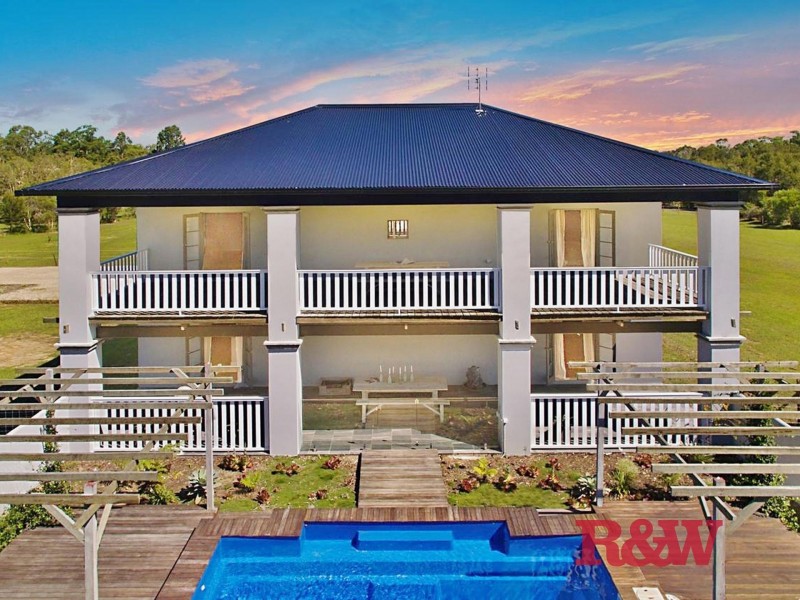 18 Amaroo Place, Cooroibah QLD 4565