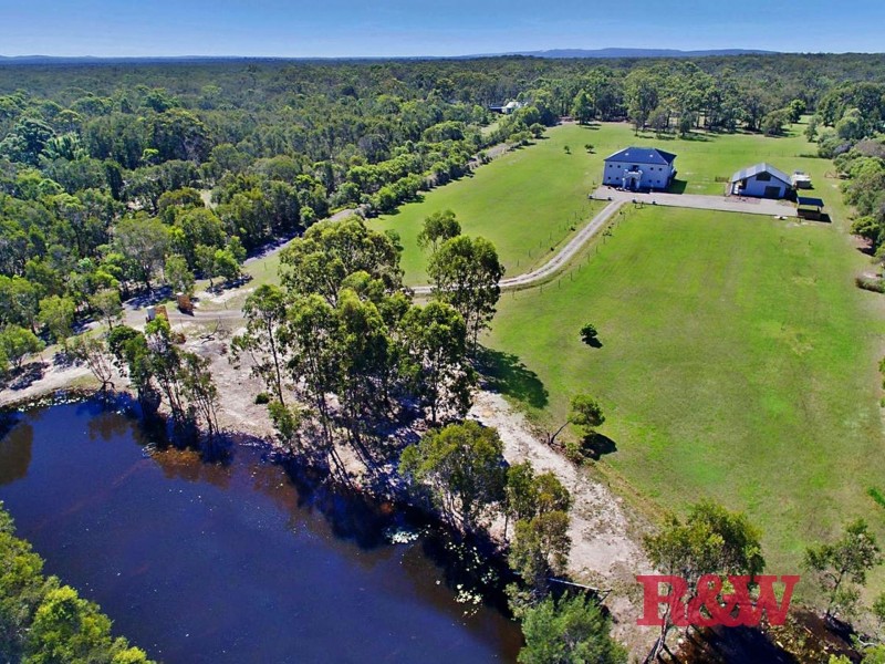 18 Amaroo Place, Cooroibah QLD 4565