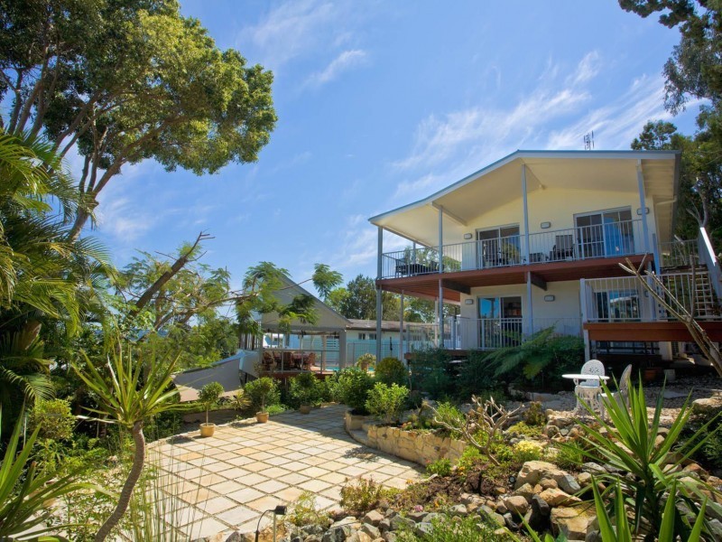 48 Nairana Rest, Noosa Heads QLD 4567