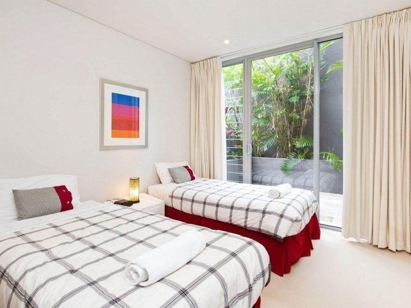 37 ‘The Rise’ Noosa Drive, Noosa Heads QLD 4567
