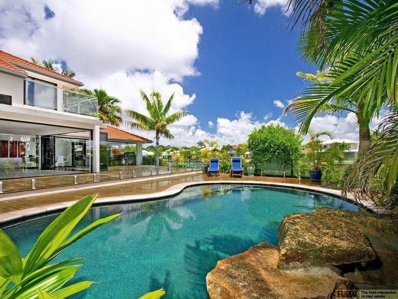 22 Topsails Place, Noosa Waters QLD 4566