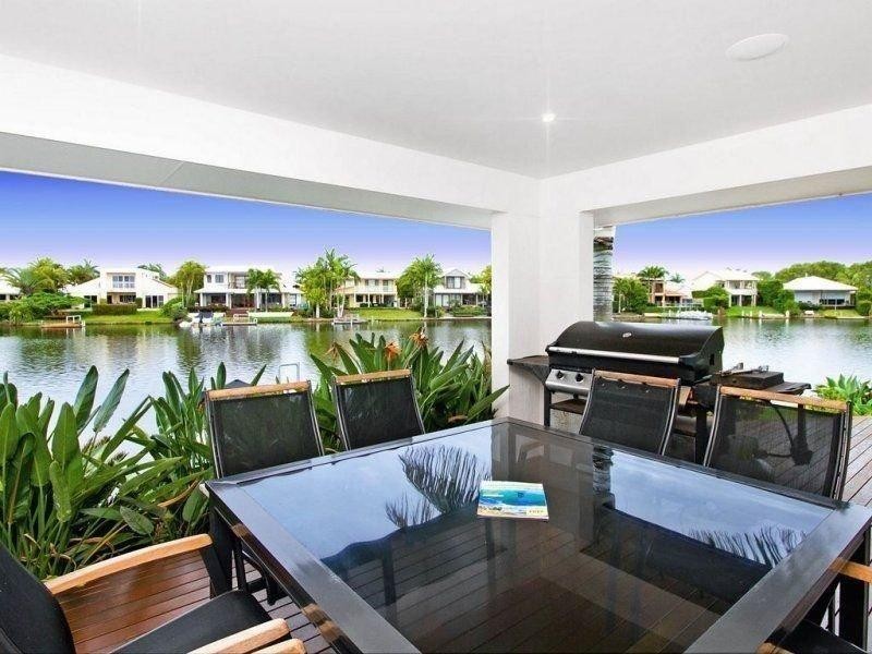 22 Topsails Place, Noosa Waters QLD 4566
