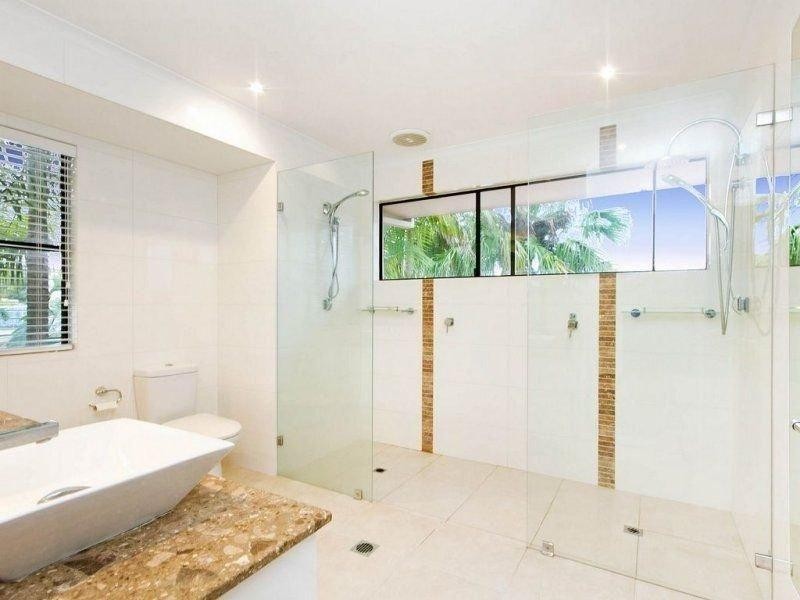 22 Topsails Place, Noosa Waters QLD 4566