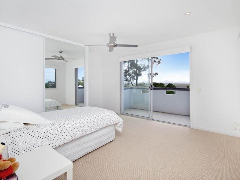 300 David Low Way, Peregian Beach QLD 4573