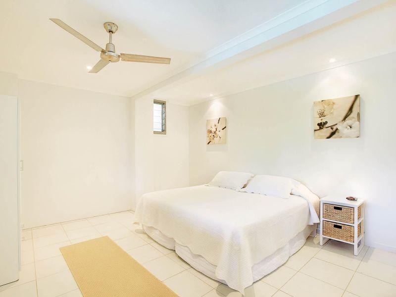 300 David Low Way, Peregian Beach QLD 4573