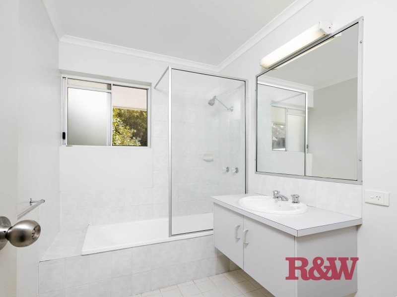 4/23 Margit Crescent, Sunrise Beach QLD 4567