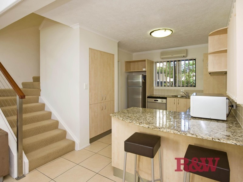 61 Noosa Parade, Noosa Heads QLD 4567