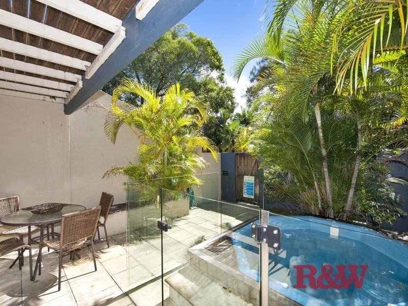 1/61 Noosa Parade, Noosa Heads QLD 4567