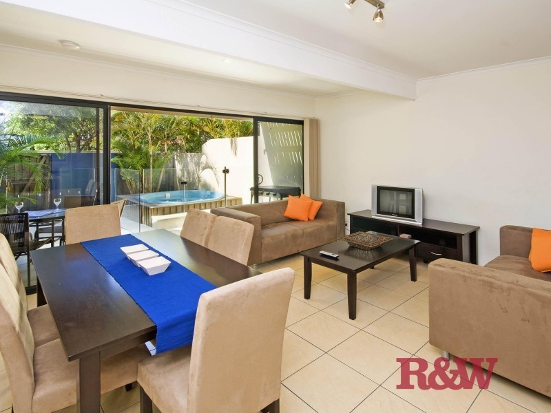 61 Noosa Parade, Noosa Heads QLD 4567
