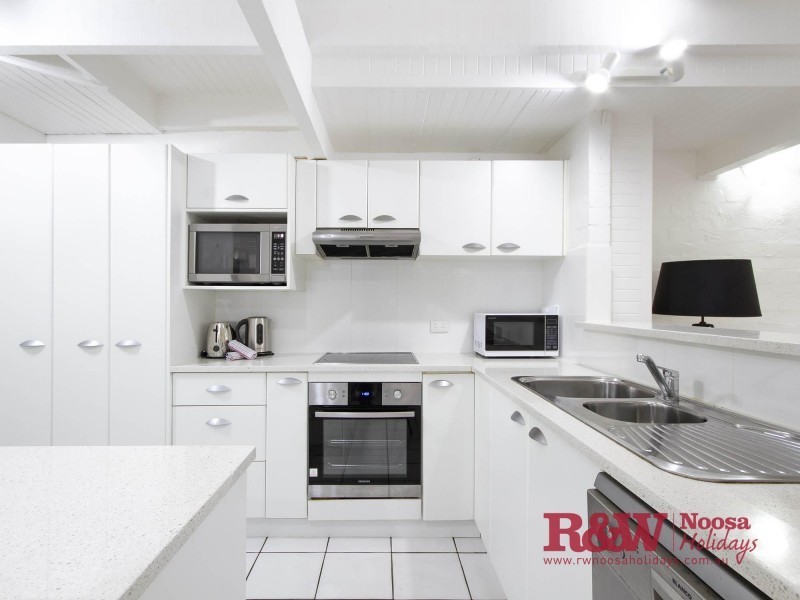 1/65 Noosa Parade, Noosa Heads QLD 4567