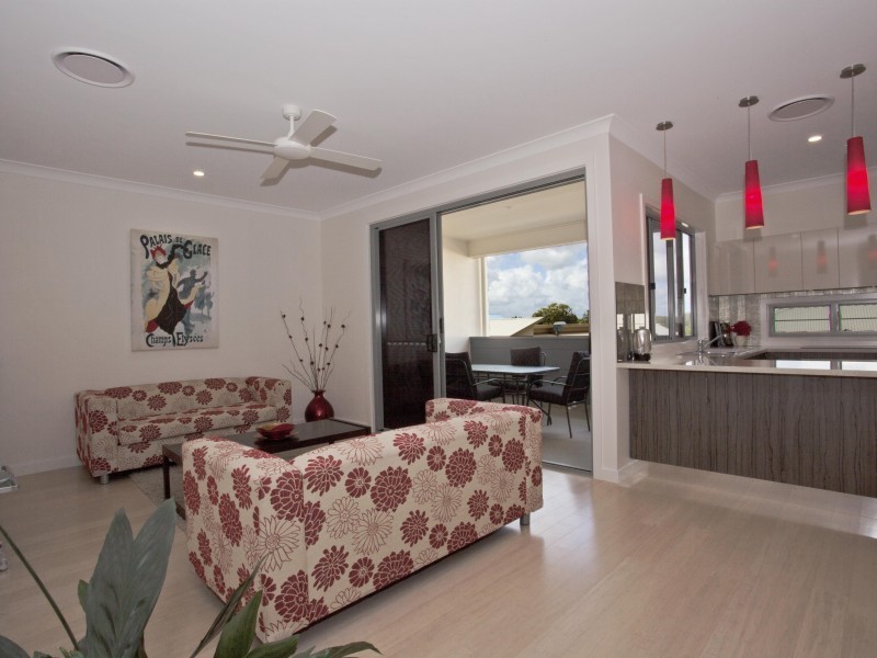 20 Gympie Road, Tin Can Bay QLD 4580