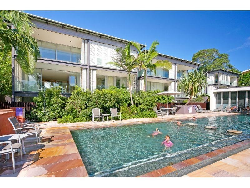 4/”The Rise” Noosa Drive, Noosa Heads QLD 4567