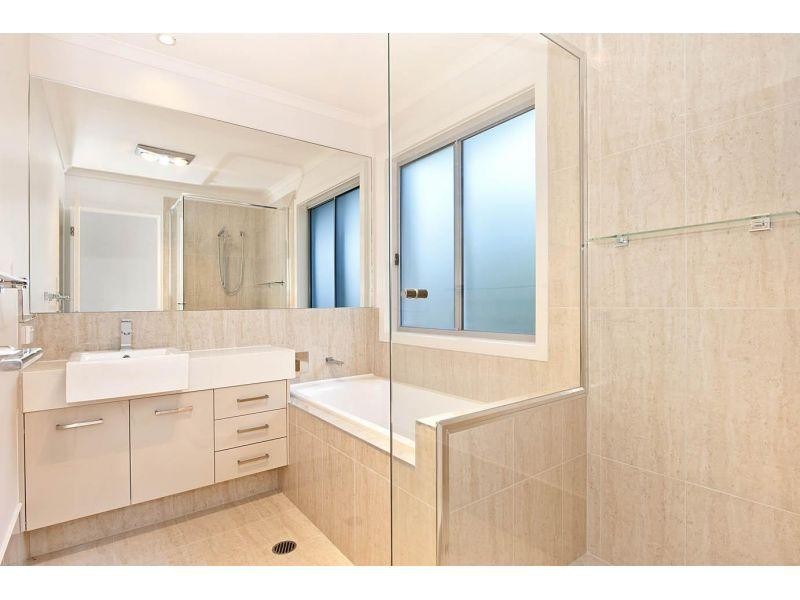 2/13 Grant Street, Noosa Heads QLD 4567