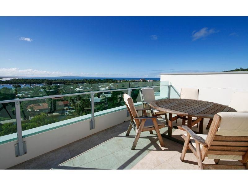 13/6 ‘Elandra’ Serenity Close, Noosa Heads QLD 4567
